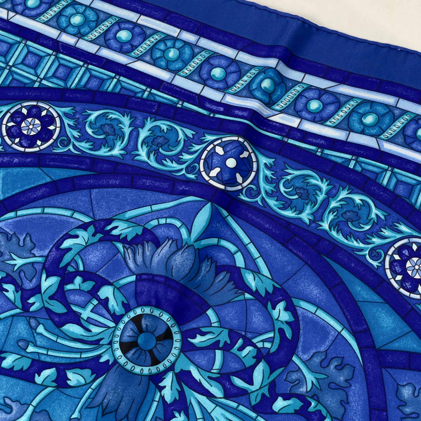 Hermès LUMIÈRES DE PARIS 90