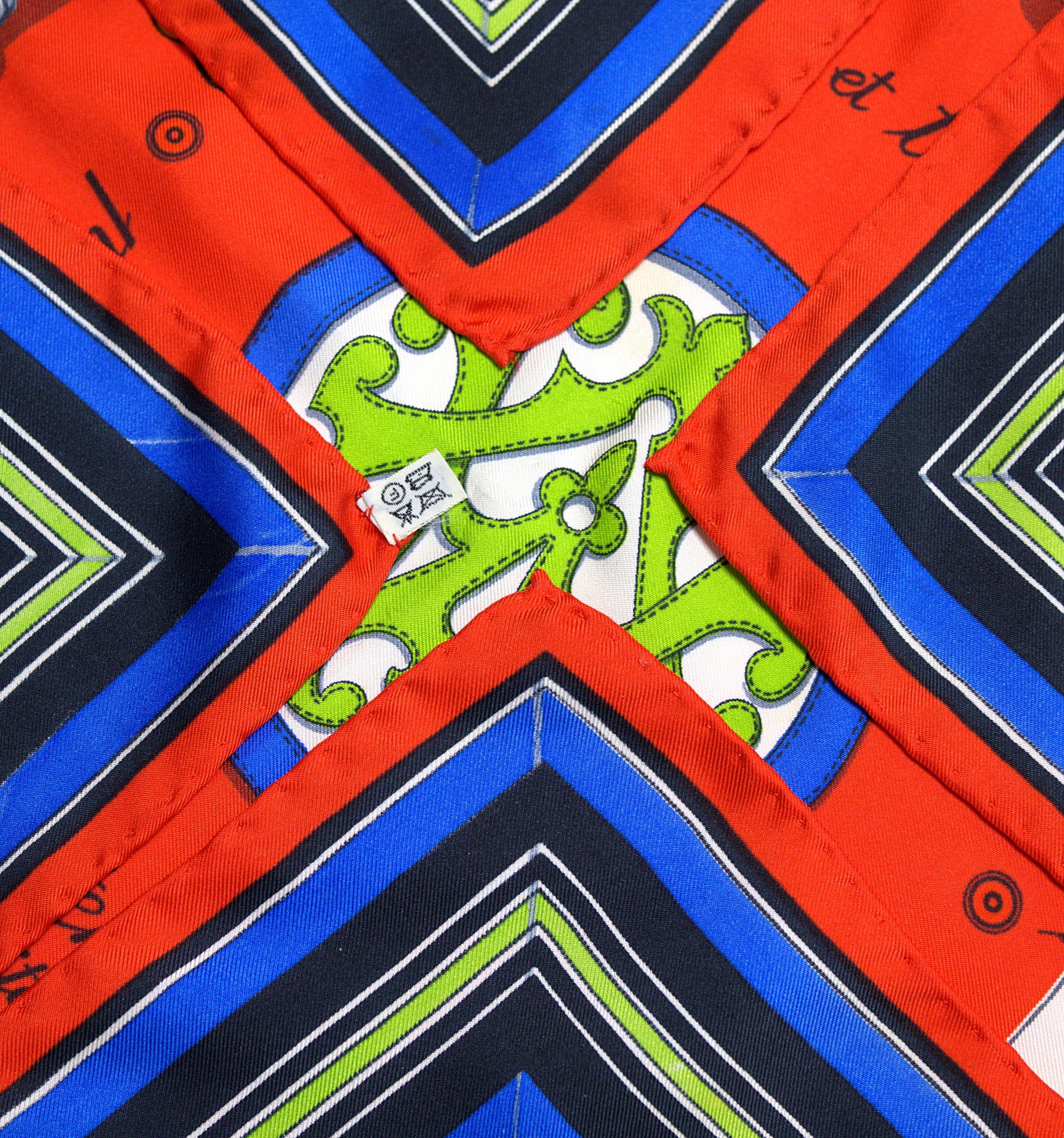 Hermès COUVERTURES ET TENUES DE JOUR 90