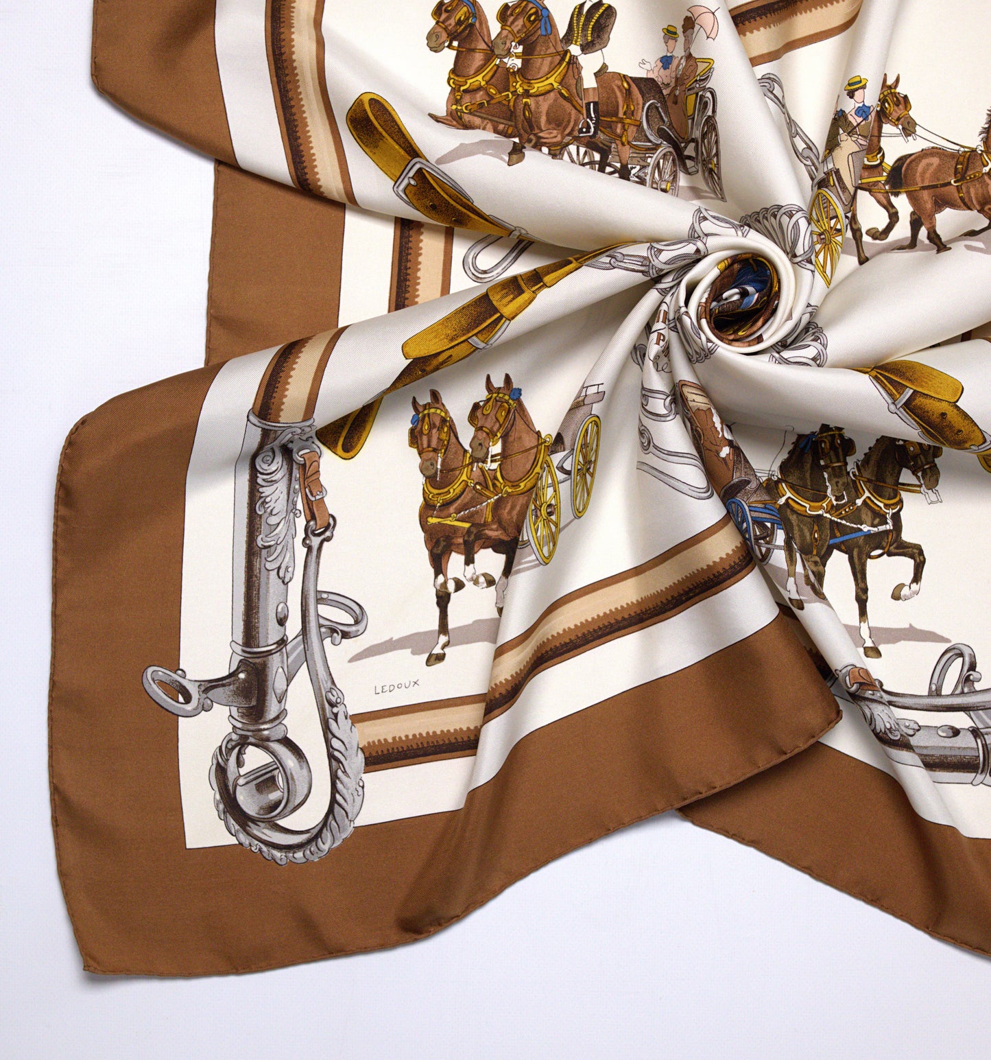 Hermès ÉQUIPAGES 90