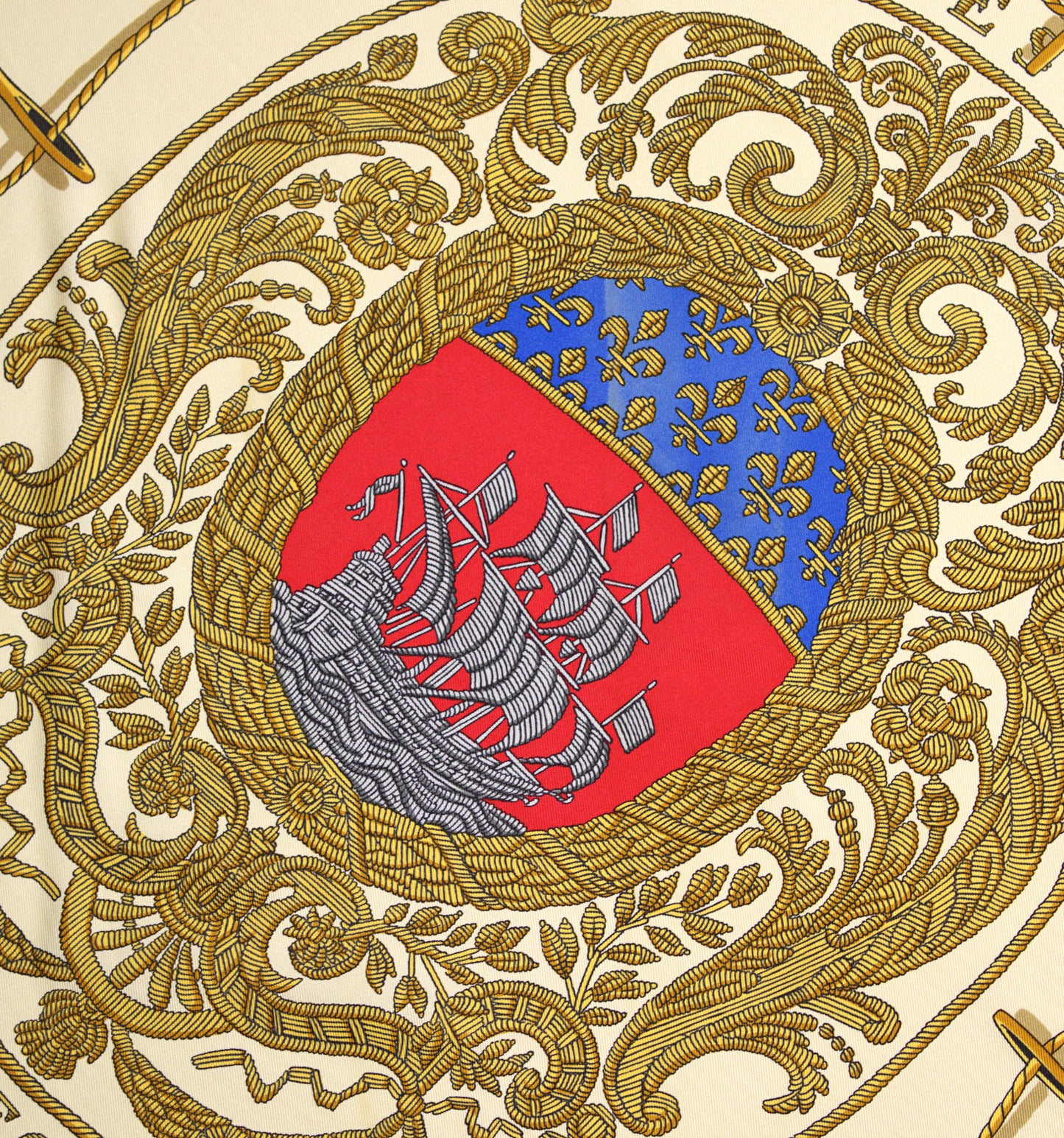 Hermès LES ARMES DE PARIS 90