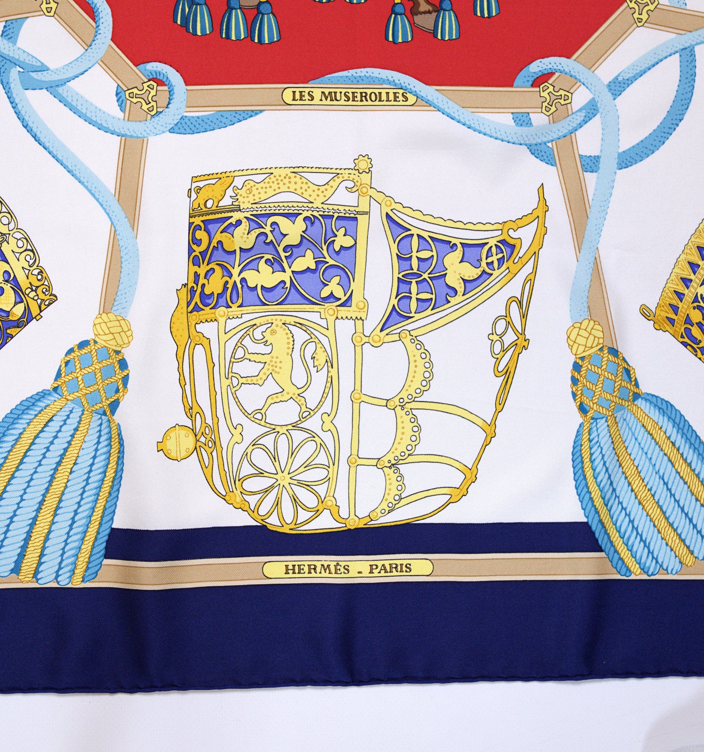 Hermès LES MUSEROLLES 90