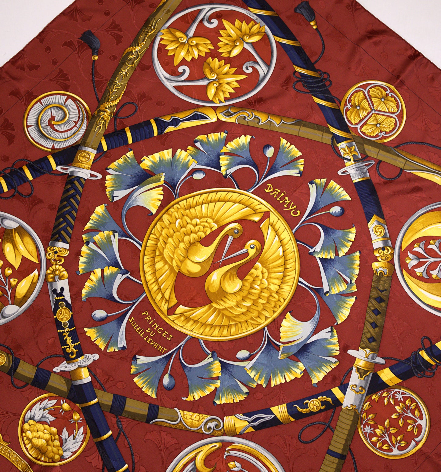 Hermès DAIMYO PRINCES DU SOLEIL LEVANT 90