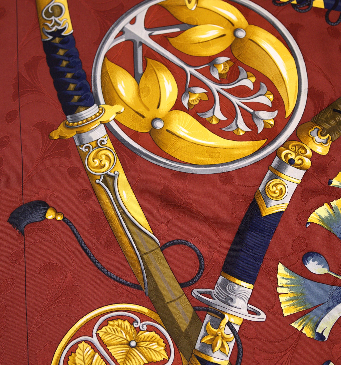 Hermès DAIMYO PRINCES DU SOLEIL LEVANT 90