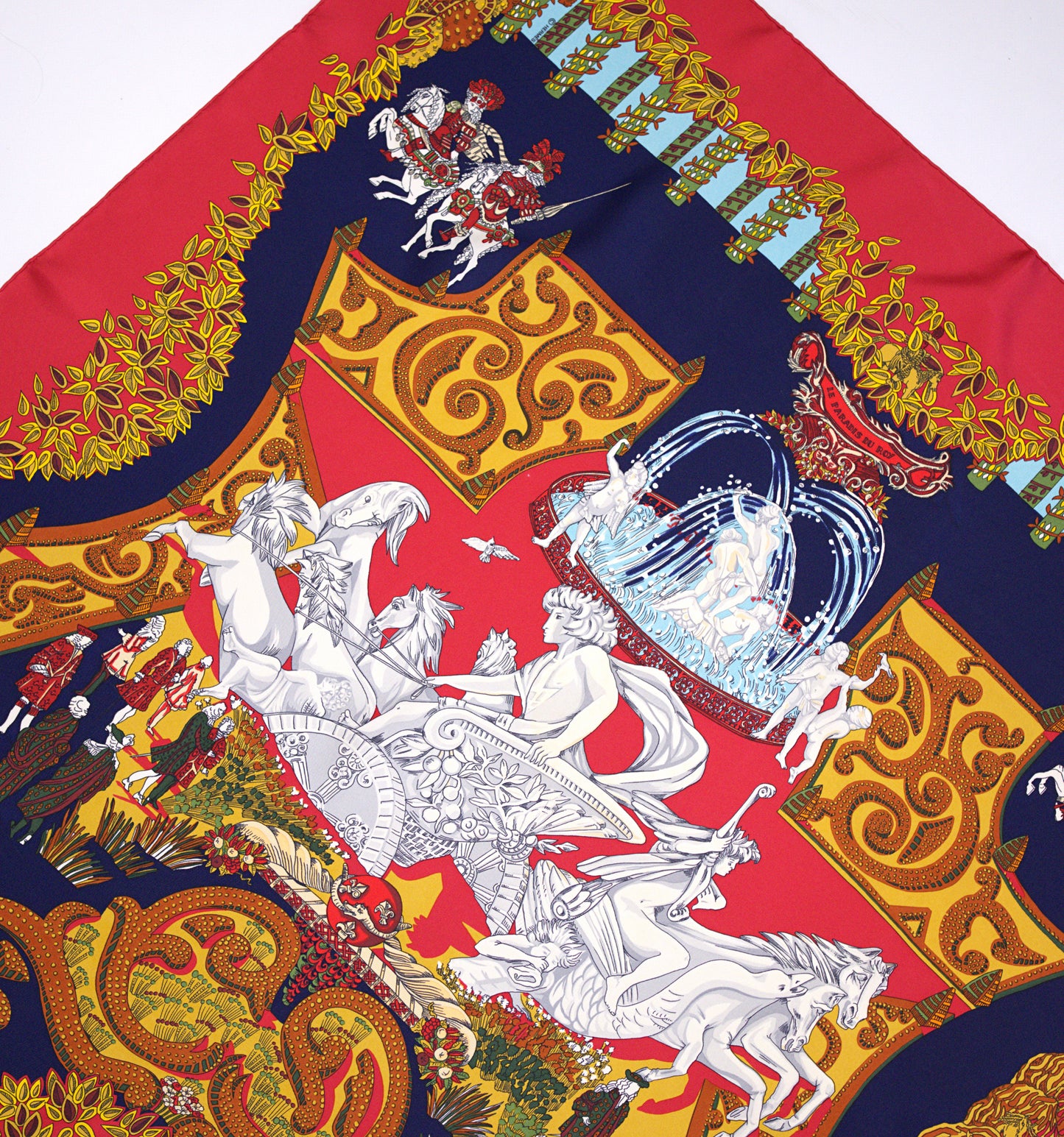 Hermès LE PARADIS DU ROY 90