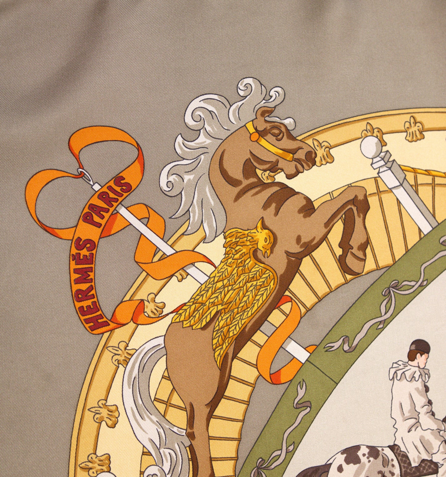 Hermès MUSÉE VIVANT DU CHEVAL CHANTILLY 90