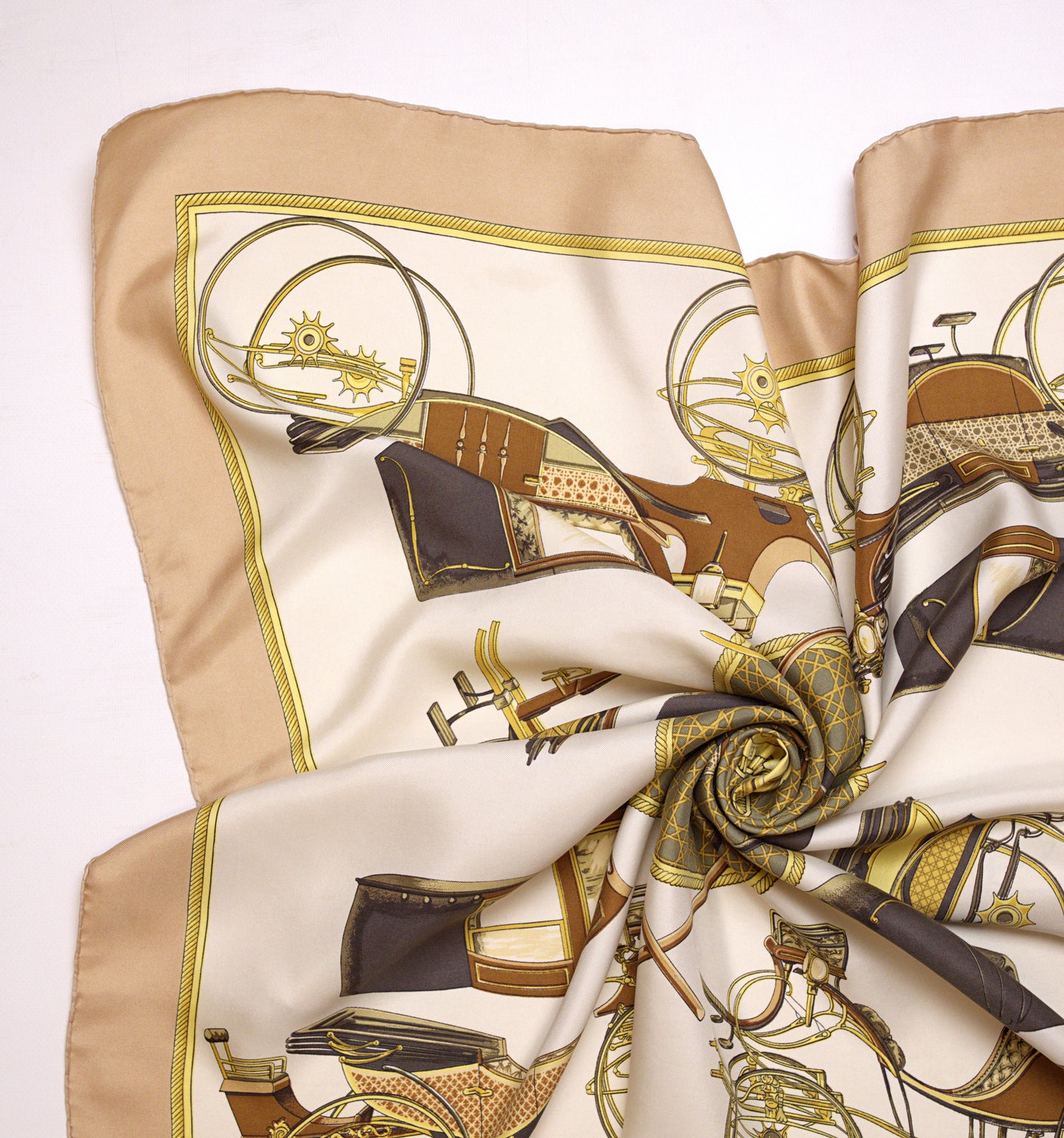 Hermès LES VOITURES À TRANSFORMATION 90
