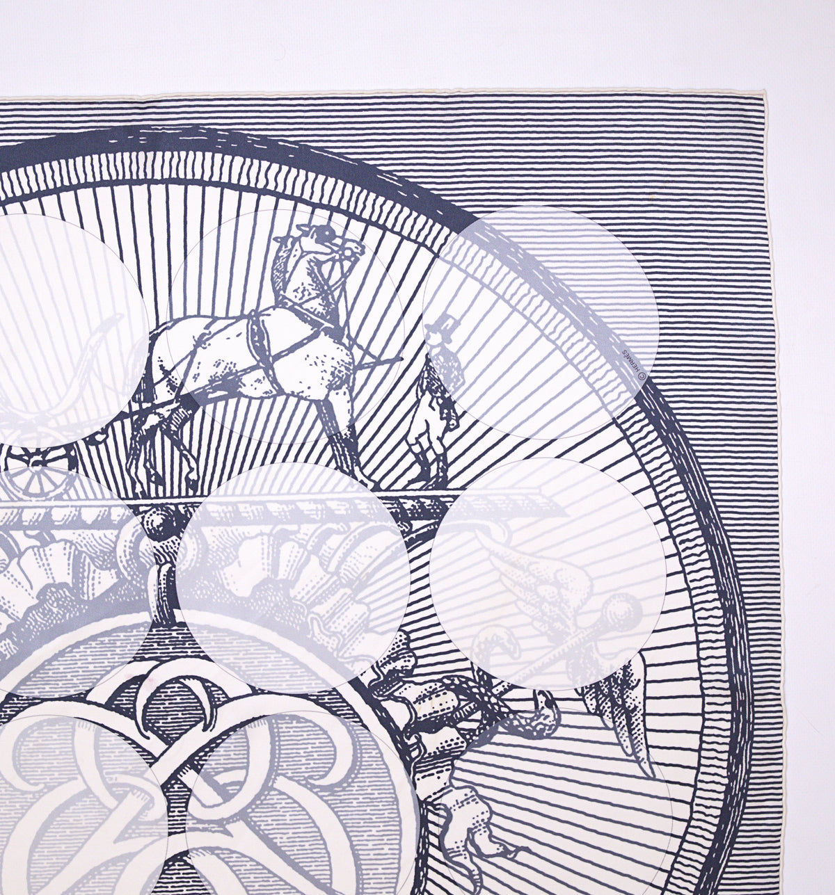 Hermès SUITE ET POURSUITE 70