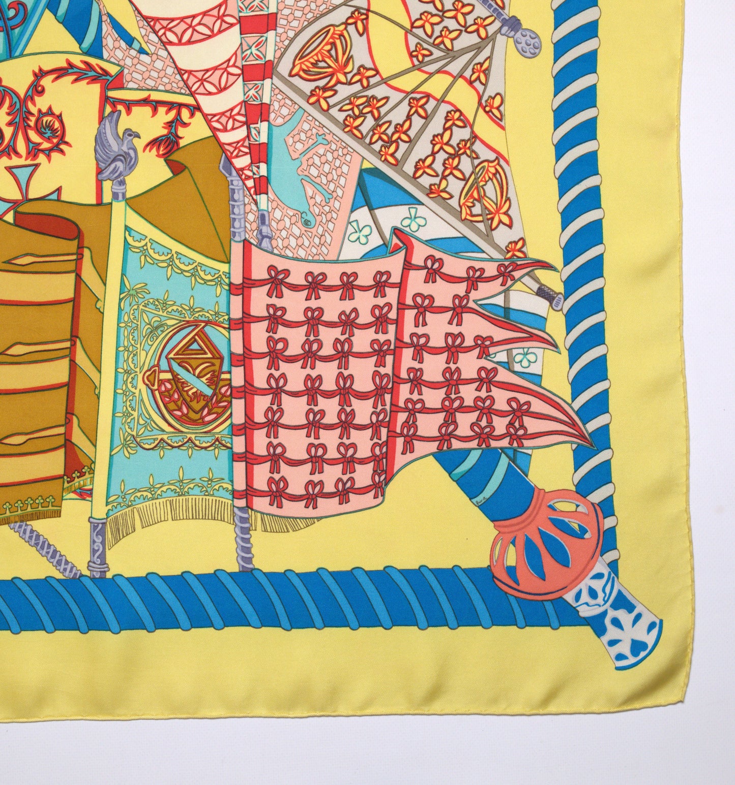 Hermès ÉTENDARDS ET BANNIÈRES 90