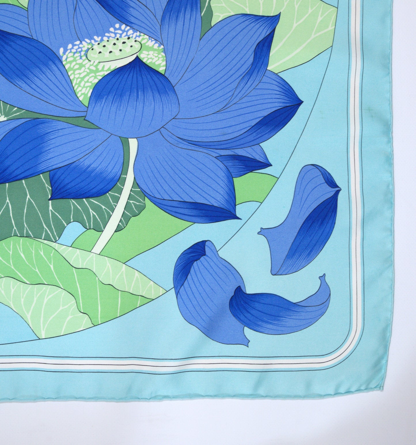 Hermès FLEURS DE LOTUS 90