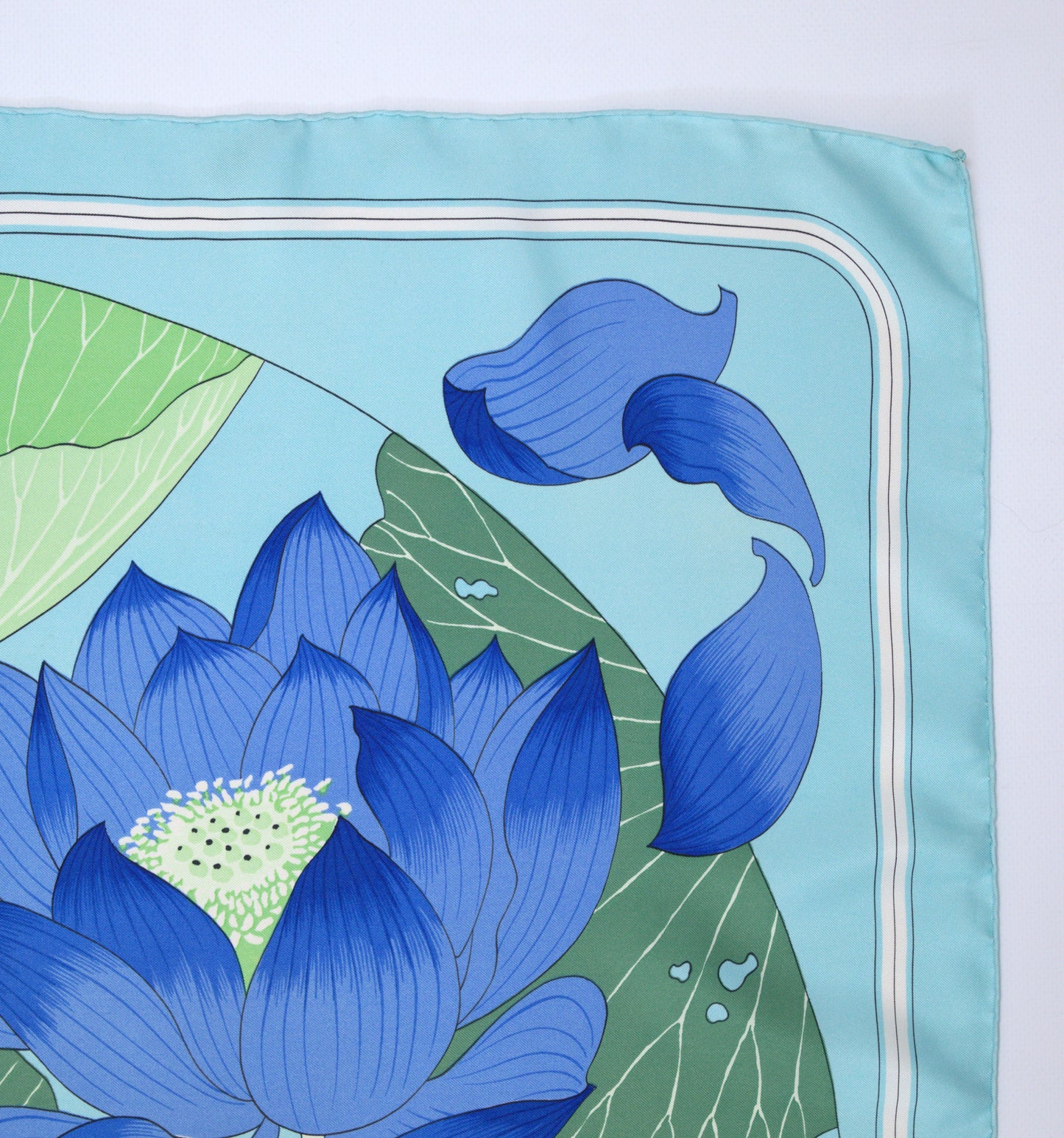 Hermès FLEURS DE LOTUS 90