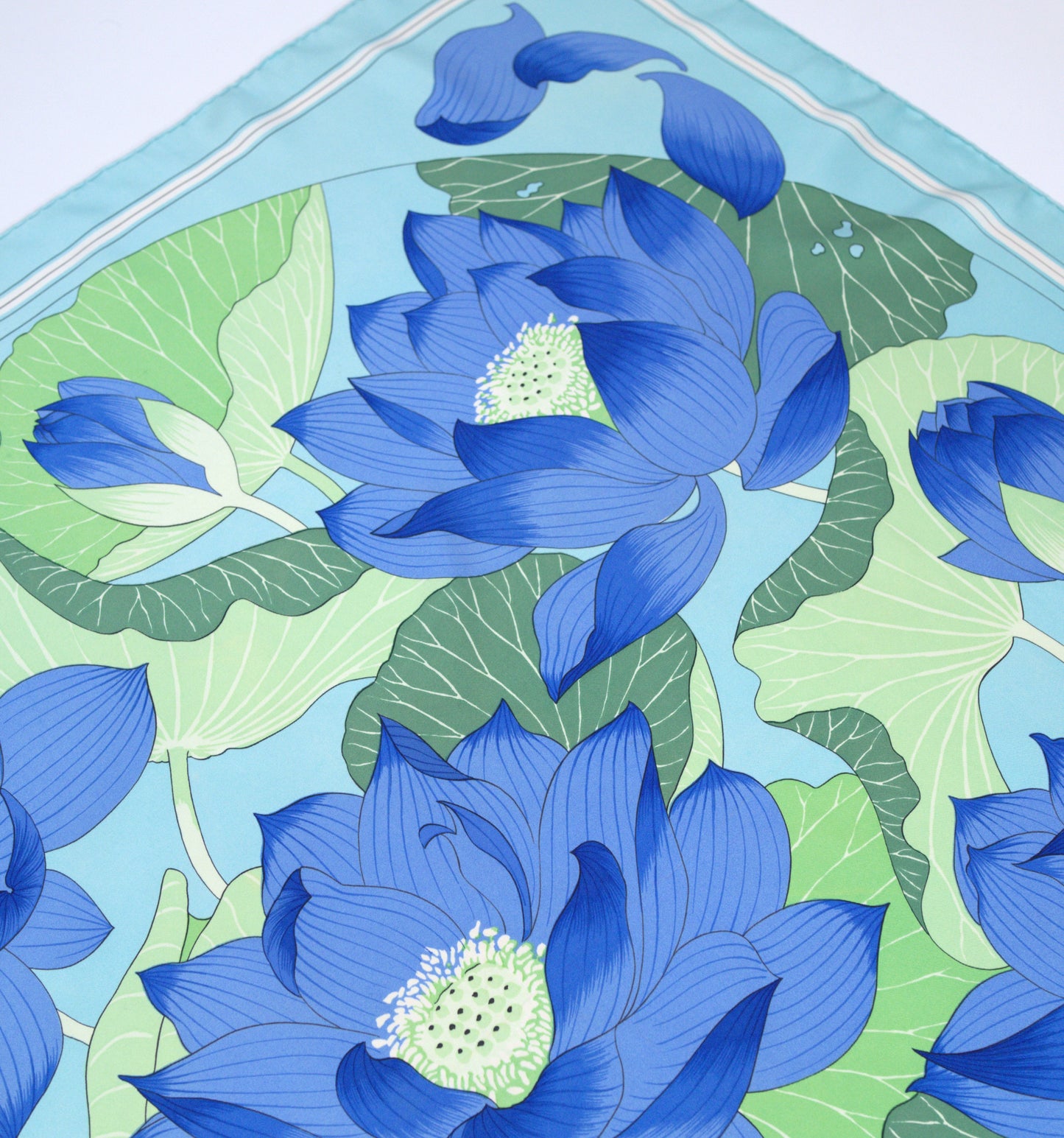 Hermès FLEURS DE LOTUS 90